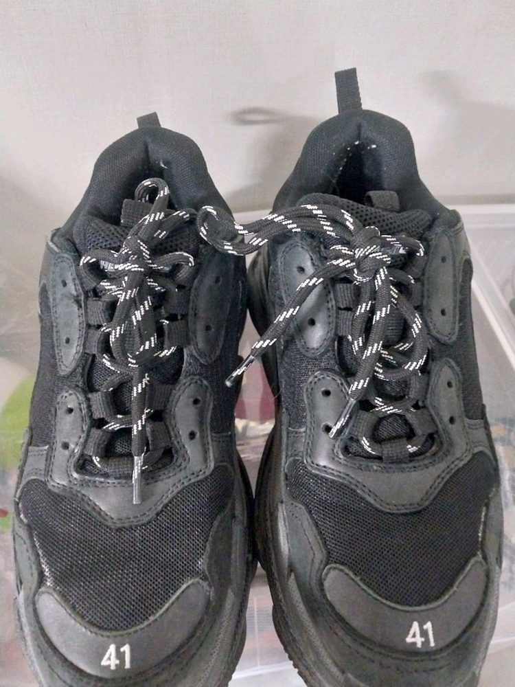 발렌시아가 트리플s 맛 팔아요--1