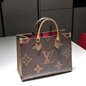(백화점 정품) 루이비통 온더고 MM 모노그램 토트백 겸 숄더백