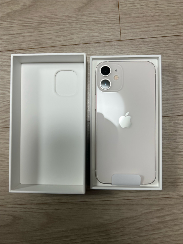 아이폰 12미니 128G 화이트 리퍼 새상품 판매--1