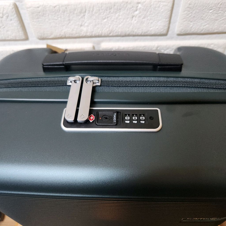 새상품) 20인치 샘소나이트 스트라렌 캐리어--6