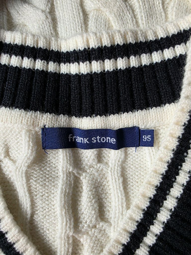 클라이드앤 프랭크스톤 아이보리 꽈배기 니트 조끼 95--2