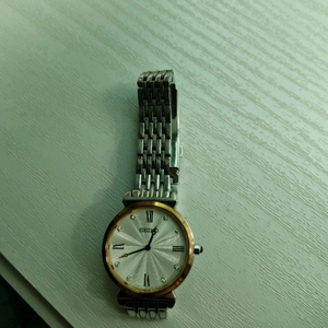 세이코 정품 메탈 시계 판매합니다 (상태좋음)