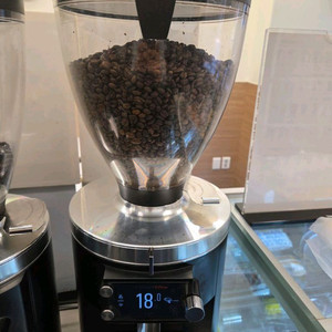 말코닉 E65S GBW 이미지