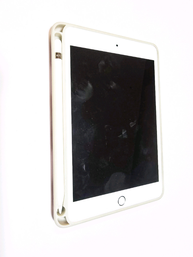 [개인] 아이패드미니 5세대 64GB 와이파이+ 애플펜슬 1세대--2