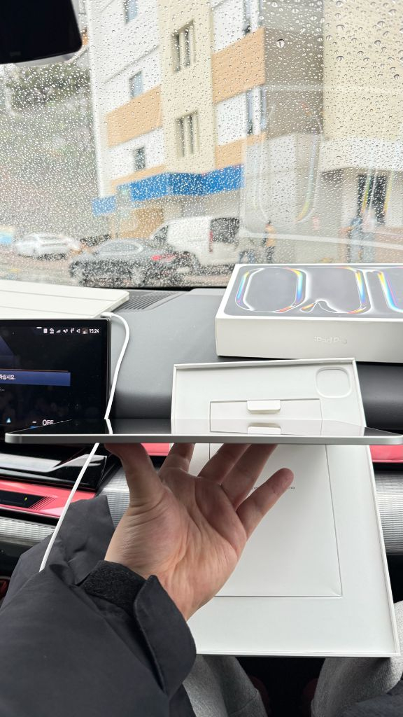 아이패드 프로 M5 256GB 단순개봉--3