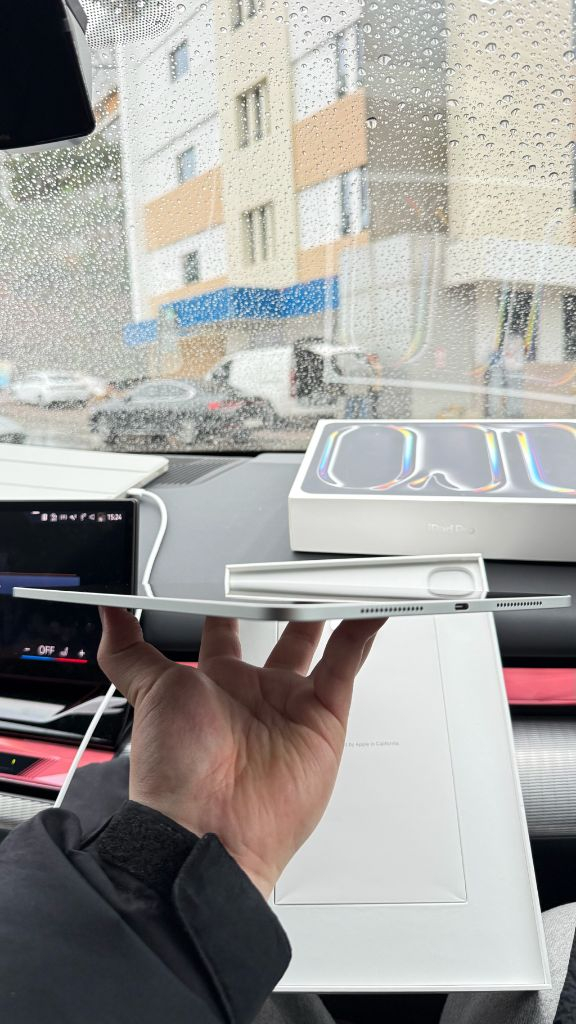 아이패드 프로 M5 256GB 단순개봉--4