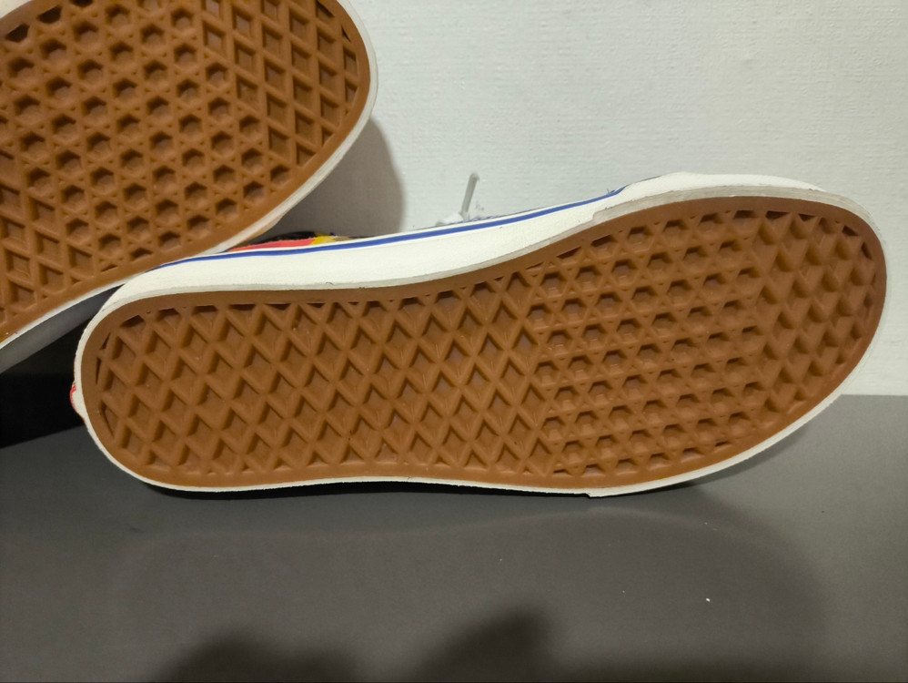 245mm 반스 x 카카오프렌즈 스니커즈--7