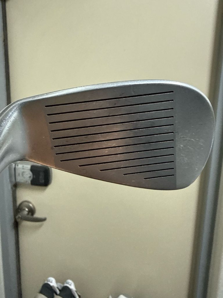 혼마 BERES IS-02 포스타 FORGED 8아이언세트 4스타 (5~11+AW) / NS PRO 950GH--1