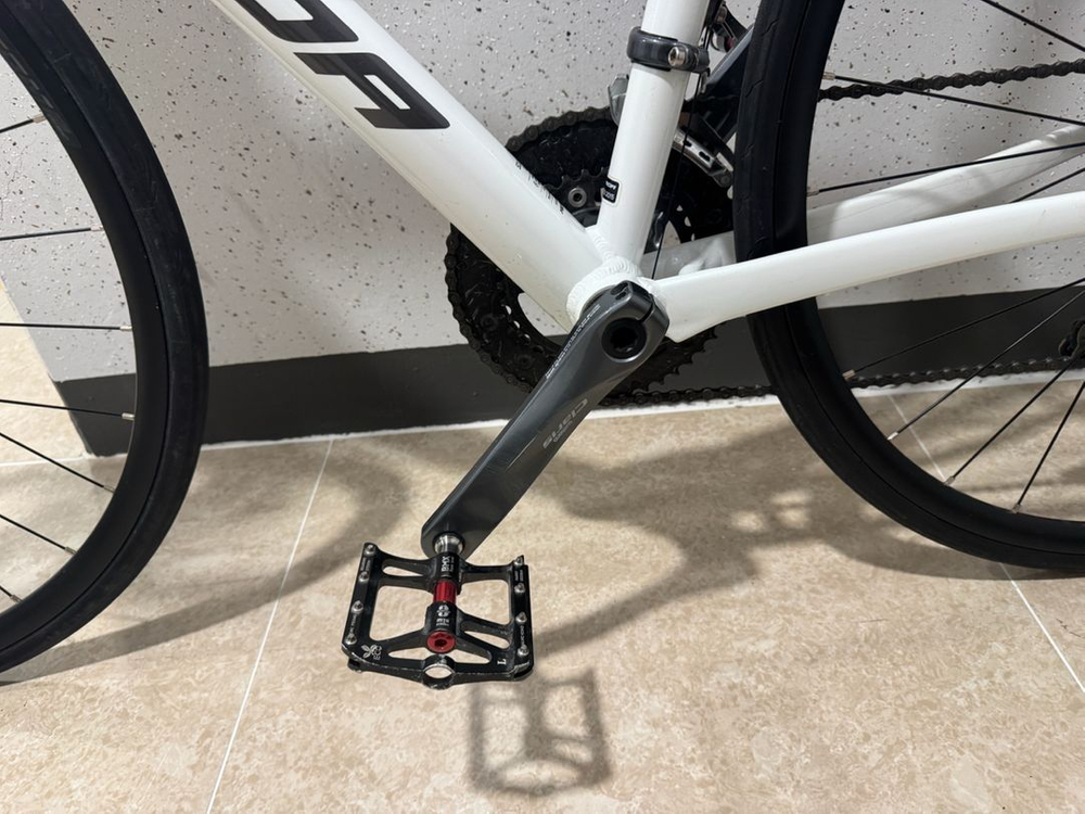 메리다 스컬트라100 S2026년식 로드자전거 팝니다--4