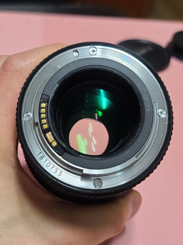 캐논 100mm F2.8L 백마엘 이미지