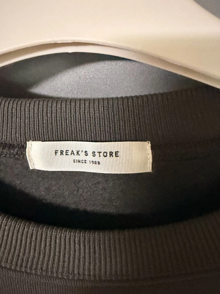 FREAKS STORE 텔레토비 맨투맨 새상품 이미지