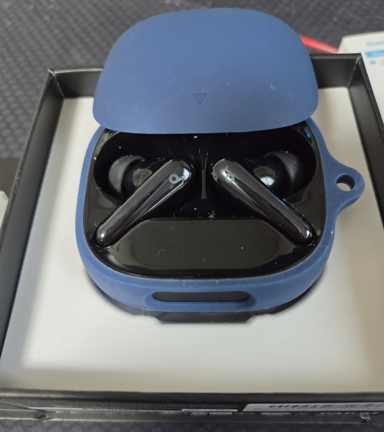 앤커 리버티4 프로 블루투스 이어폰 팝니다--4