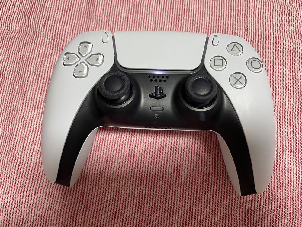 레이저 울버린 V2 프로(플스5/PC 겸용) + 레이저 해머헤드 하이퍼스피드 + 듀얼센스--8