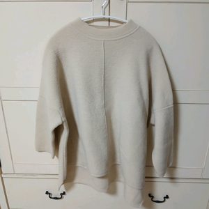 보웬 루즈핏 니트