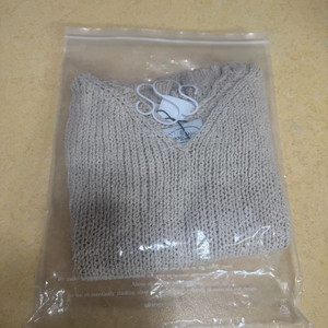 쏭스튜디오 COZI SLEEVELESS KNIT 베이지