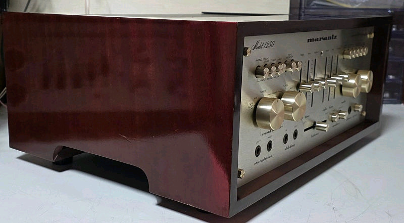 마란츠 1250 인티앰프 민트급 (샴페인 골드 색상) 이미지