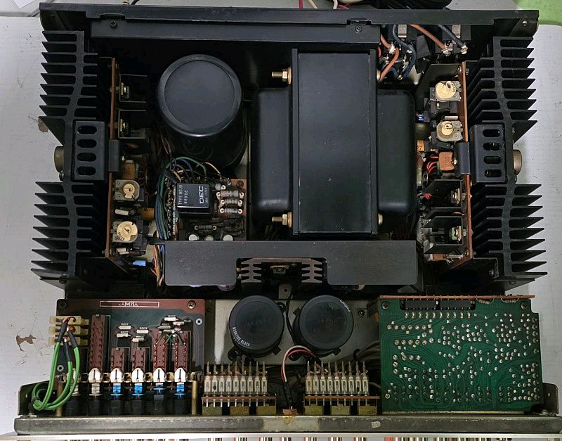 마란츠 1250 인티앰프 민트급 (샴페인 골드 색상) 이미지