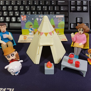 짱구 캠핑 가챠 6종 중고 판매 이미지