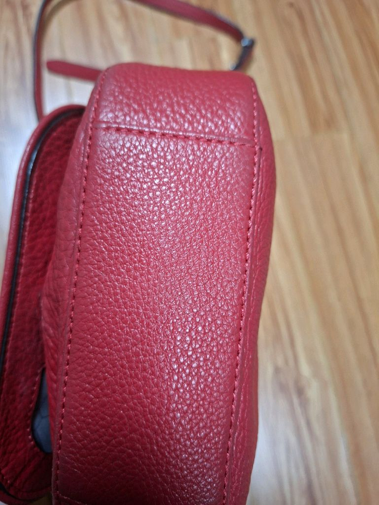 오야니 크로스백 이미지