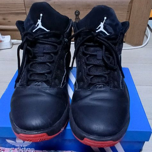 나이키 조던 맥스 아우라 2 (270mm)