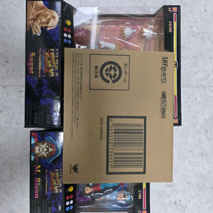 자다토이즈 제품 및 드래곤볼 shf 판매 합니다. (관절 SHF 제품_)