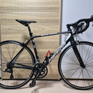 메리다 스컬트라 100 로드 자전거
