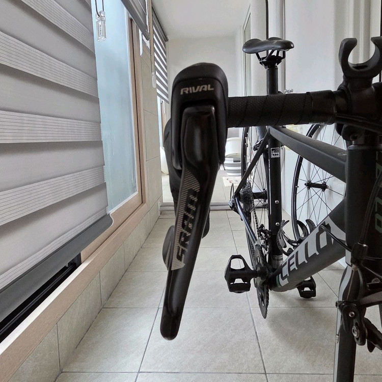 첼로 CR1 Rival 로드자전거 이미지