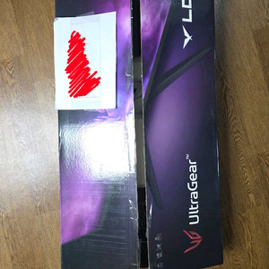 LG 32GQ850L 게이밍 모니터 팔아요