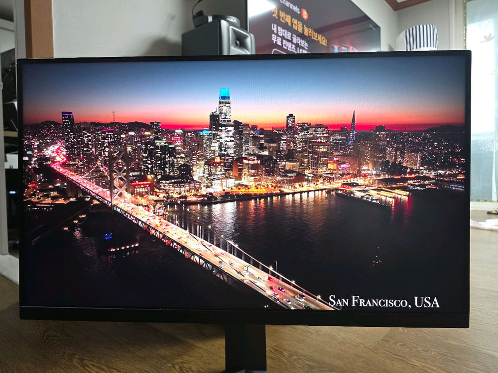 LG 32GQ850L 게이밍 모니터 팔아요--4