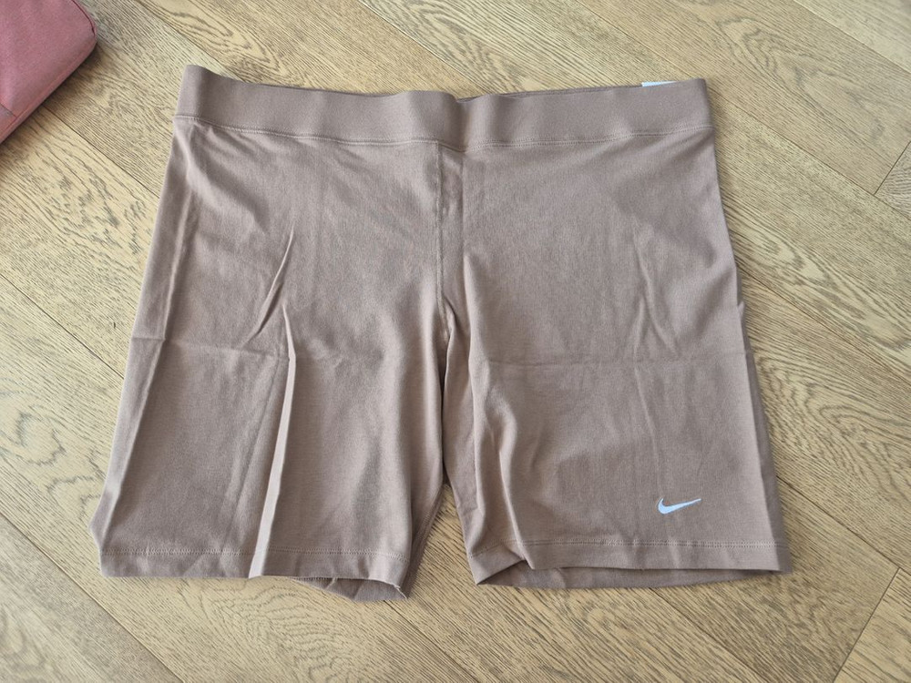 (새상품) 나이키 플러스 사이즈 베이지 레깅스 이미지