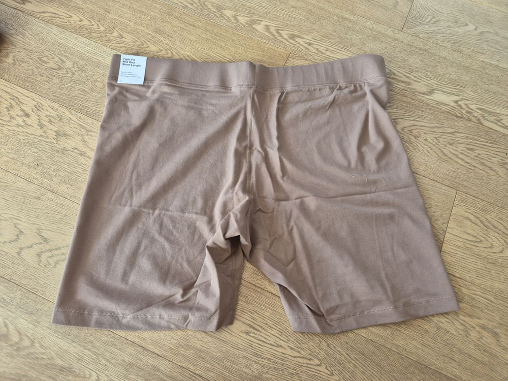 (새상품) 나이키 플러스 사이즈 베이지 레깅스 이미지