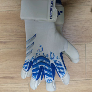 아디다스 프레데터 프로 골키퍼 장갑 URG2.0 하이브리드컷