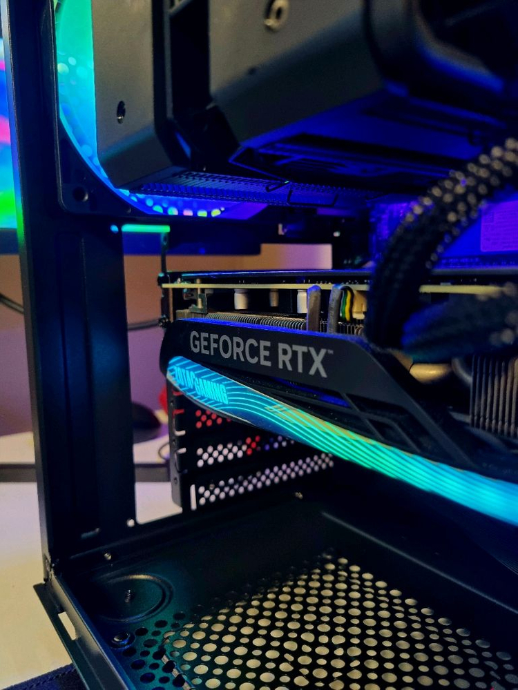 라이젠 7500F 4070 AIRO AMP 판매--1