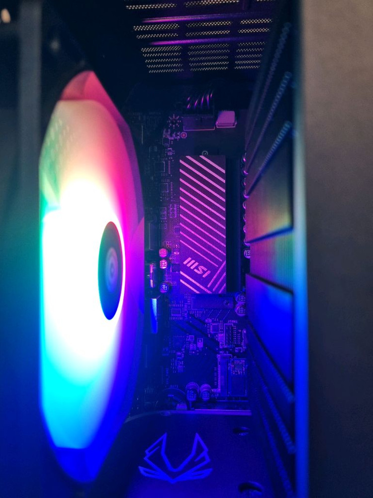 라이젠 7500F 4070 AIRO AMP 판매--4