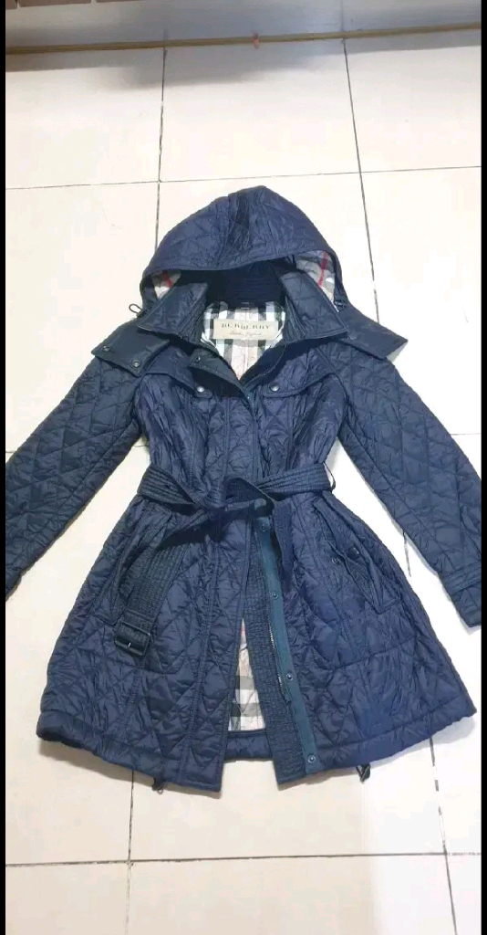 버버리 여성 다이아몬드 퀼팅 코트 66--4