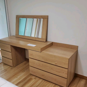 시몬스 화장대 팝니다