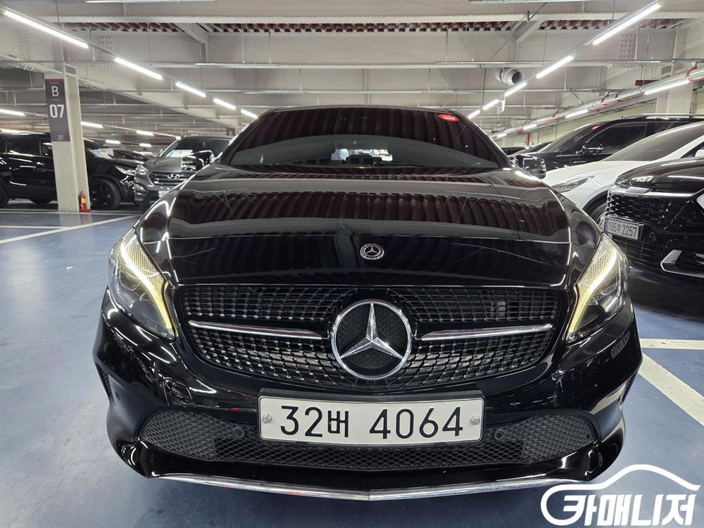 [벤츠]A클래스 W176 A200 #3월급매--1