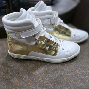 피에르하디 하이탑