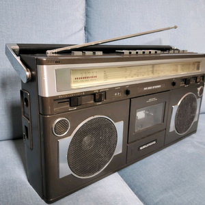 독일 구룬딕 카세트 라디오 RR650