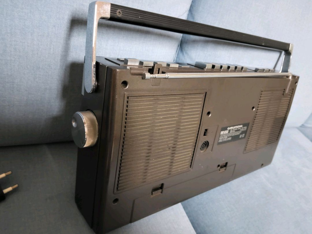 독일 구룬딕 카세트 라디오 RR650--6