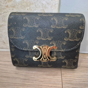 셀린느 정품 트리옹프 반지갑 판매합니다