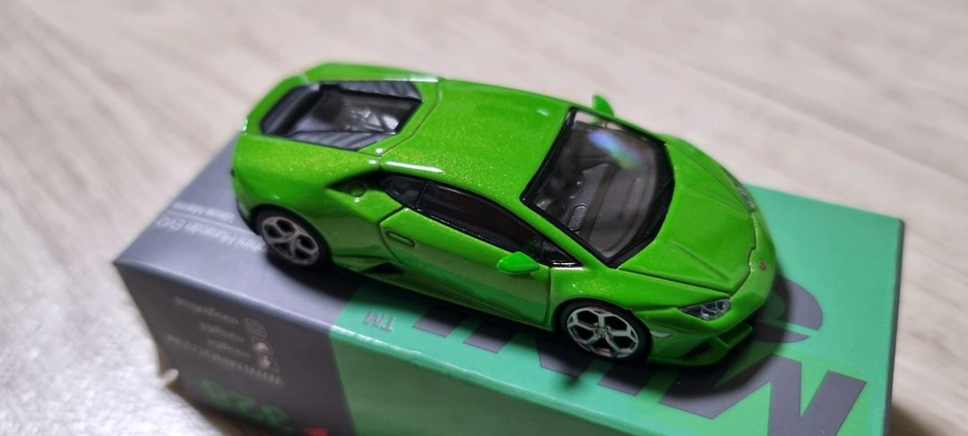 미니지티 람보르기니 우라칸 에보--5