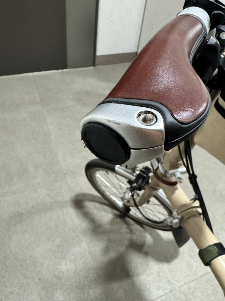 브롬톤 바버에디션--4