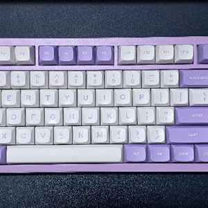 닌자87 프로 풀알루 키보드 여러개 판매합니다.