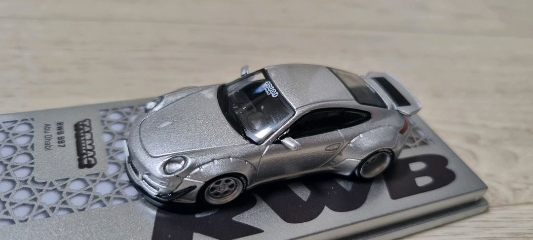 타막웍스 1:64 포르쉐 997 RWB 아부다비 버젼--0