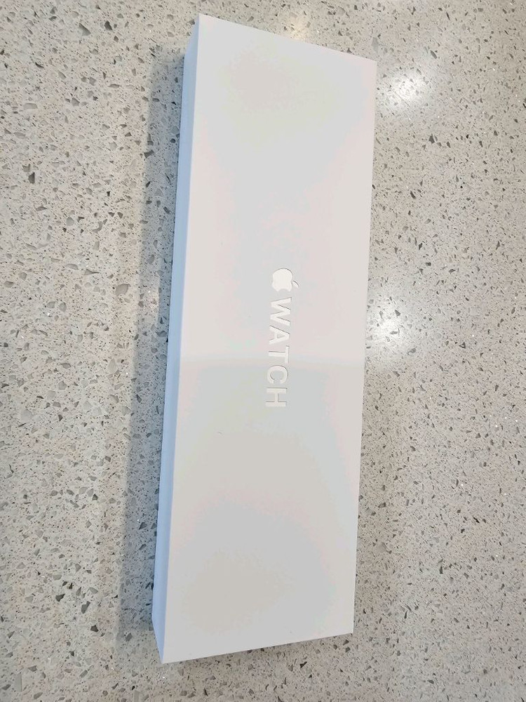 애플워치11 46mm 제트블랙 GPS 팝니다.--1