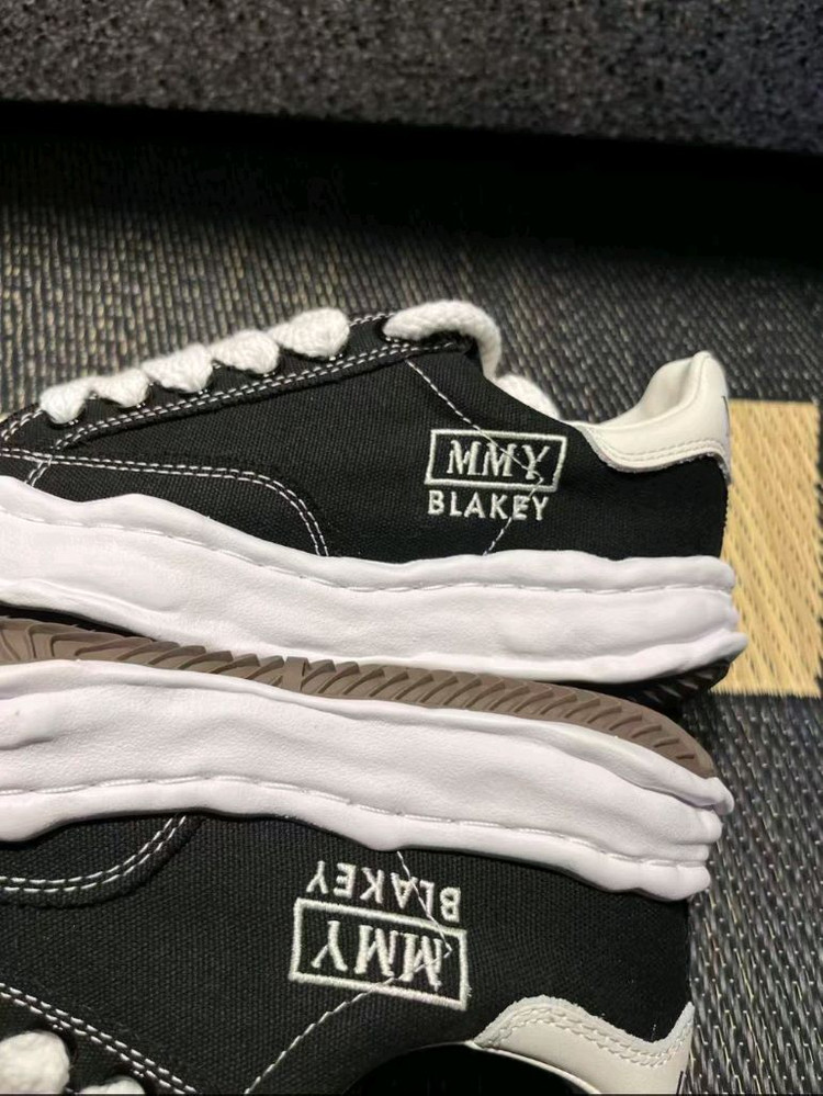 메종 미하라 야스히로 블레이키 OG 솔 캔버스 로우탑 스니커즈 블랙 화이트 260mm--3