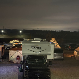 포드F350 + 랜스975 캠퍼 팝니다(카라반)