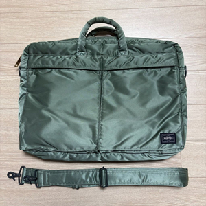 요시다포터 porter 2way 브리프케이스 노트북가방 신형 세이지그린 (미사용에가까움)