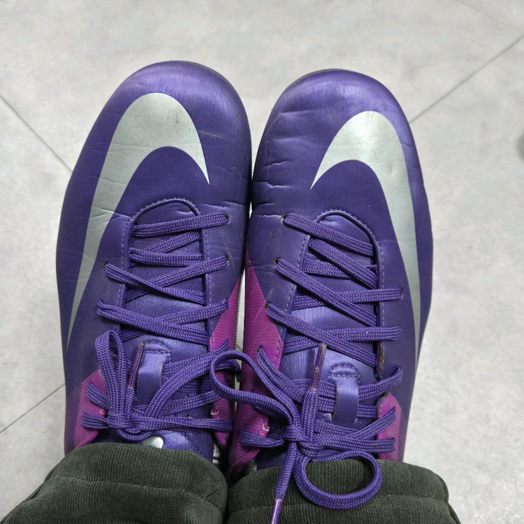 나이키 머큐리얼 빅토리 11 축구화 255 이미지